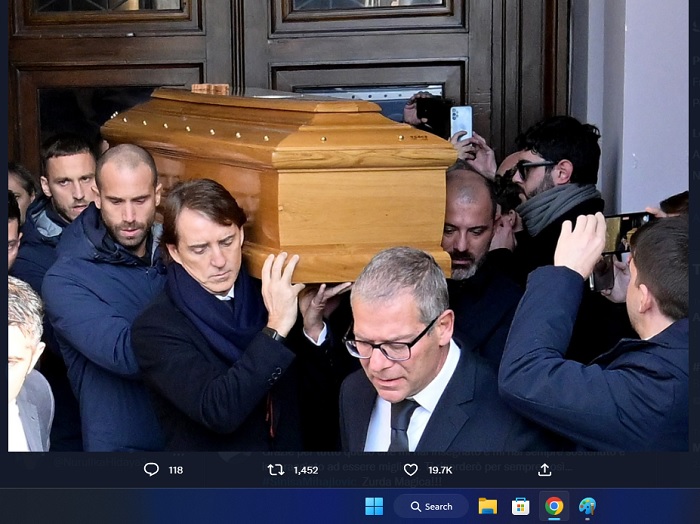Roberto Mancini, Francesco Totti, Ribuan Pelayat Menghadiri Pemakaman Sinisa Mihajlovic