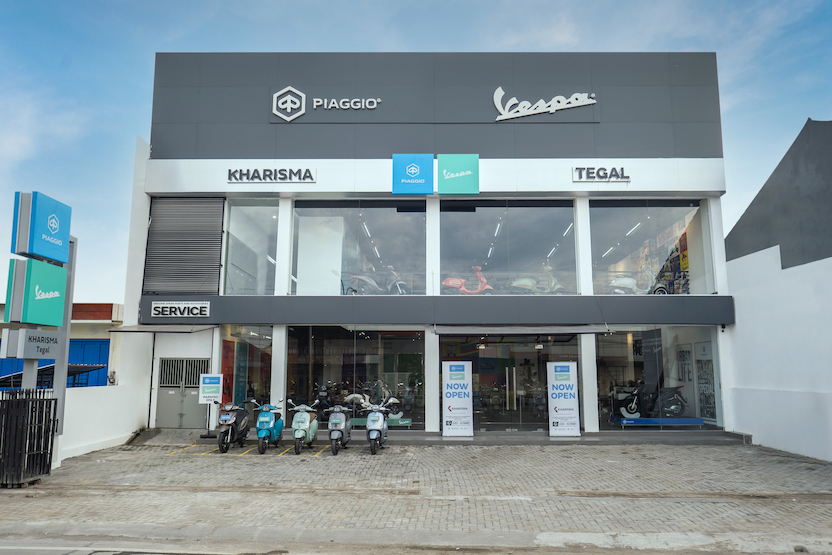 PT Piaggio Indonesia Resmikan Dua Diler Premium Motoplex Sekaligus di Jawa Tengah