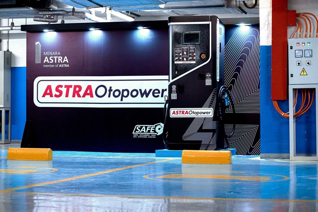Astra Otoparts Resmikan SPKLU Astra Otopower di 6 Gerai Astra Otoservice