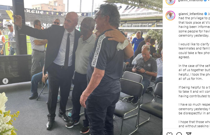 Presiden FIFA Gianni Infantino Dikecam Setelah Selfie Dekat Peti Mati Pele
