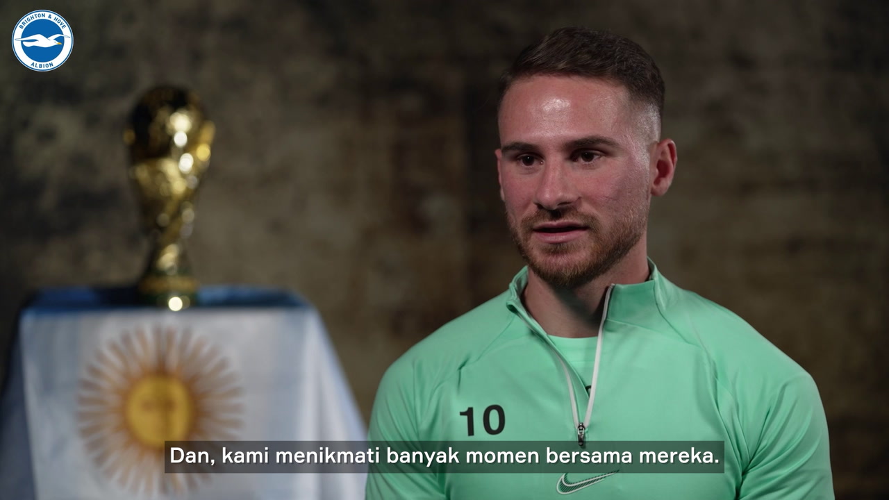 VIDEO: Momen Brace Alexis Mac Allister setelah Kembali dari Piala Dunia 2022