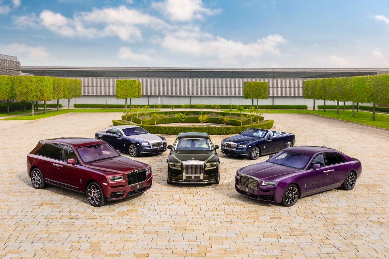 Rekor Penjualan Bersejarah Sempurnakan Tahun Penting Rolls-Royce Motor Cars