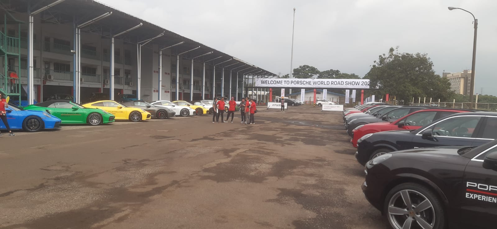 Porsche World Road Show Hadir Lagi di Indonesia, Tawarkan Sensasi Trek dan Off-Road