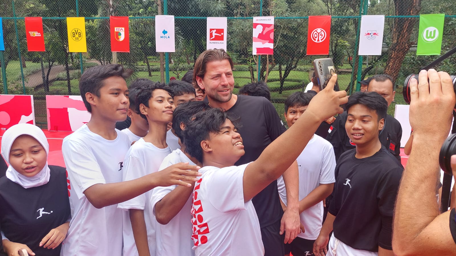 Hadir di Bundesliga Common Ground Jakarta, Roman Weidenfeller Puji Talenta Muda Indonesia