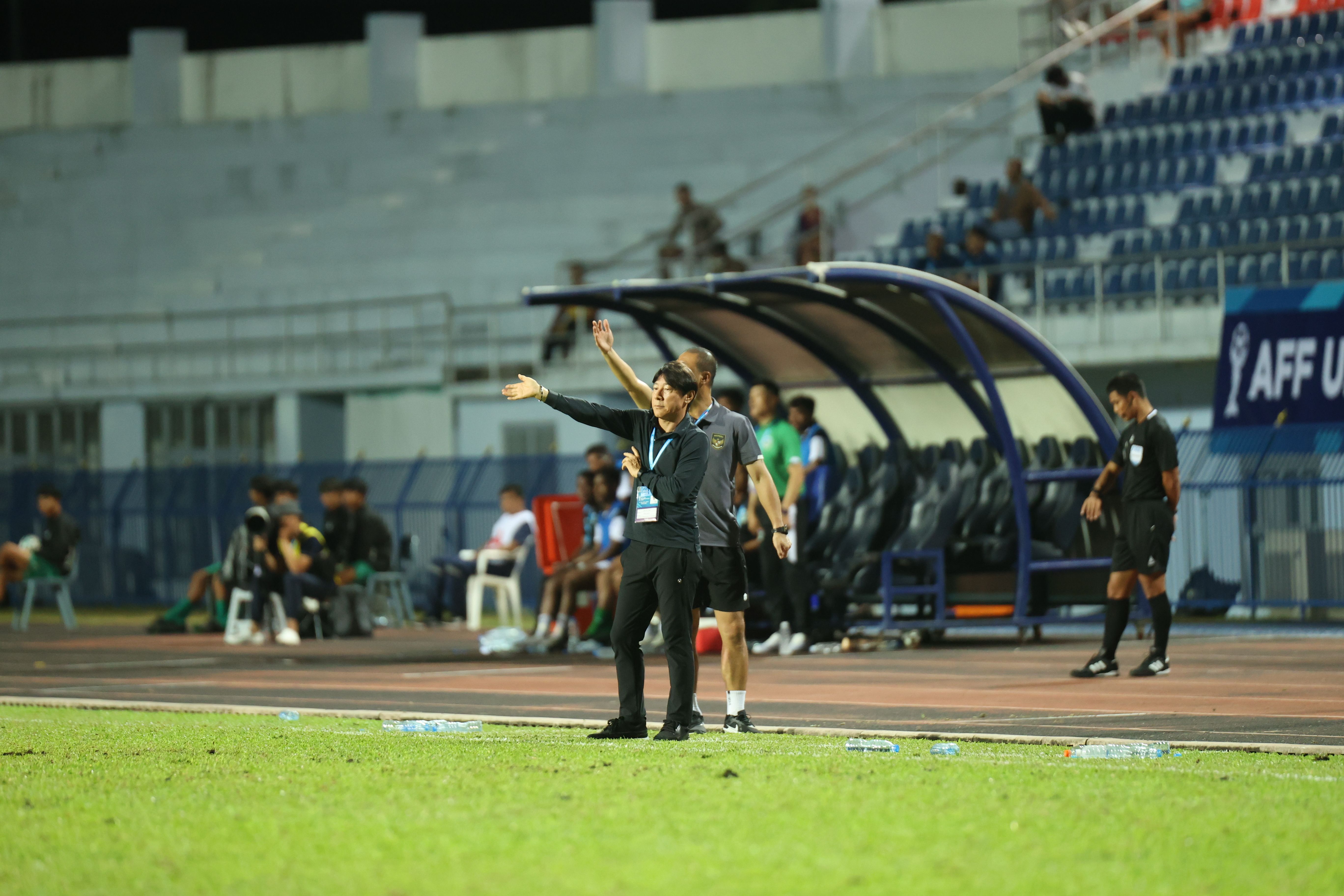 Shin Tae-yong saat memimpin timnas U-23 Indonesia pada Piala AFF U-23 2023 di Thailand, 20 Agustus 2023. (Dok. PSSI)
